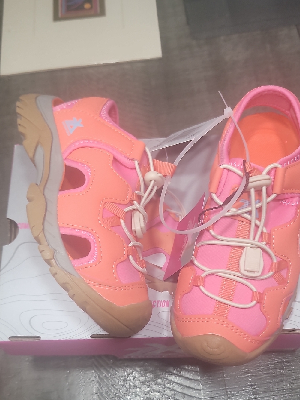 Zeroxposur Wallowa Girls Neon Pink & Coral Outdoor Sandals Size 13 Or 3